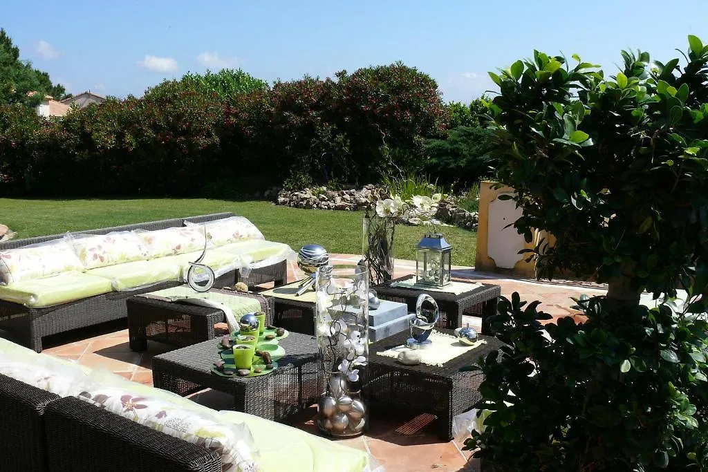 Parfum De Roses Bed & Breakfast Cogolin