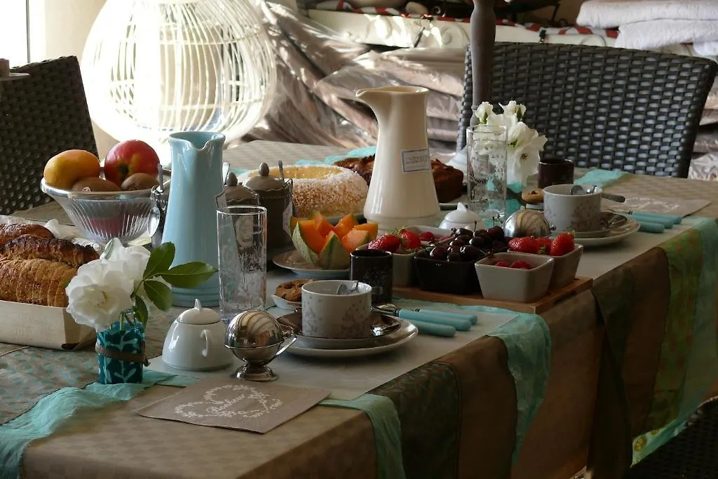 Parfum De Roses Bed & Breakfast Cogolin